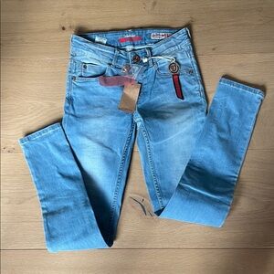 Trendy Blue Girls Jeans